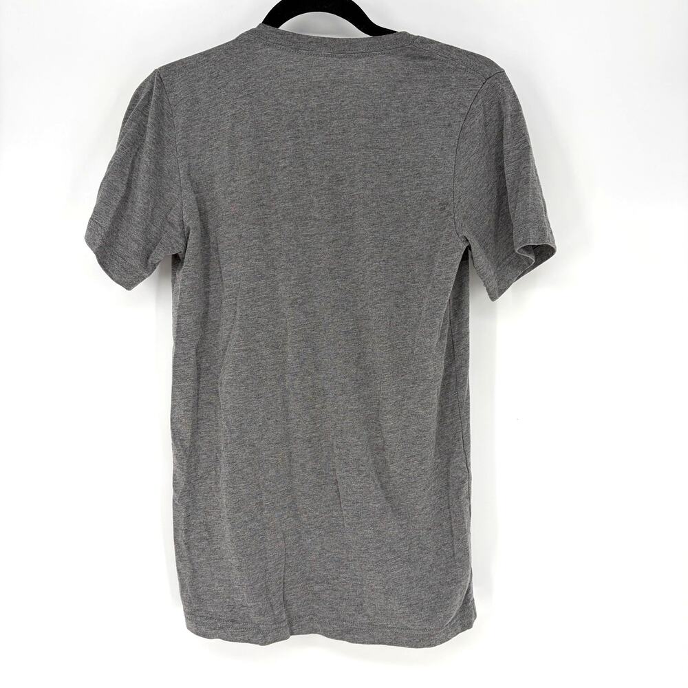 Mom Culture Basic Mom Graphic Tee Gray Short Sleeve T-Shirt Women's Small - Picture 2 of 8